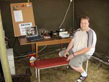 DO6JUN, Operator Uwe